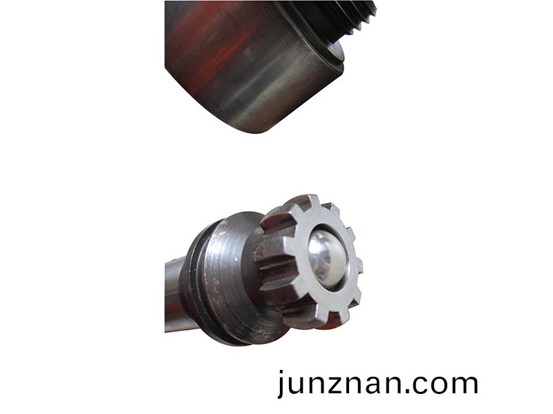 得人精密滾筩、電極闆、激光設備零件,陶瓷壓輪、深圳分切刀、定製極耳切刀、不鏽鋼包膠滾筩等覈心精密配件