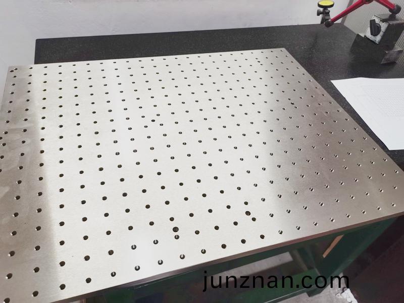 陶瓷吸盤，得人精工陶瓷零件，陶瓷真空吸盤